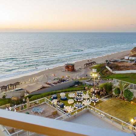 Herzliya Sea View Hotel Apartment Exterior photo